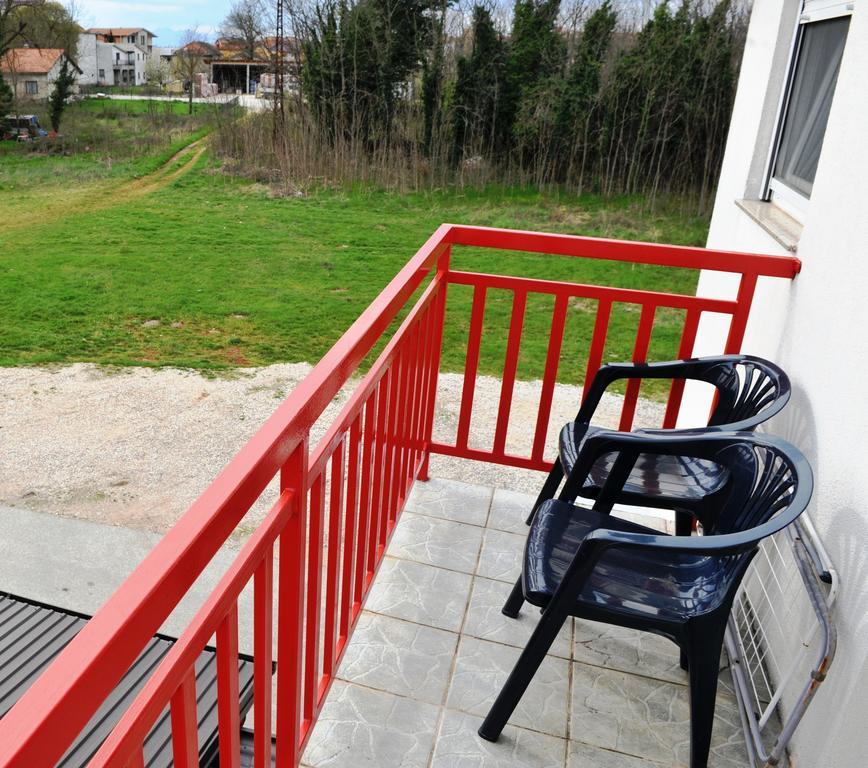 Ana Stjepan Nikolic - Pilgrim'S 2Nd Home Medjugorje Exterior photo